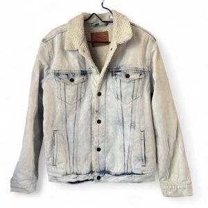 Levi’s Men’s Lightwash Sherpa Lined Trucker Denim Jean Jacket